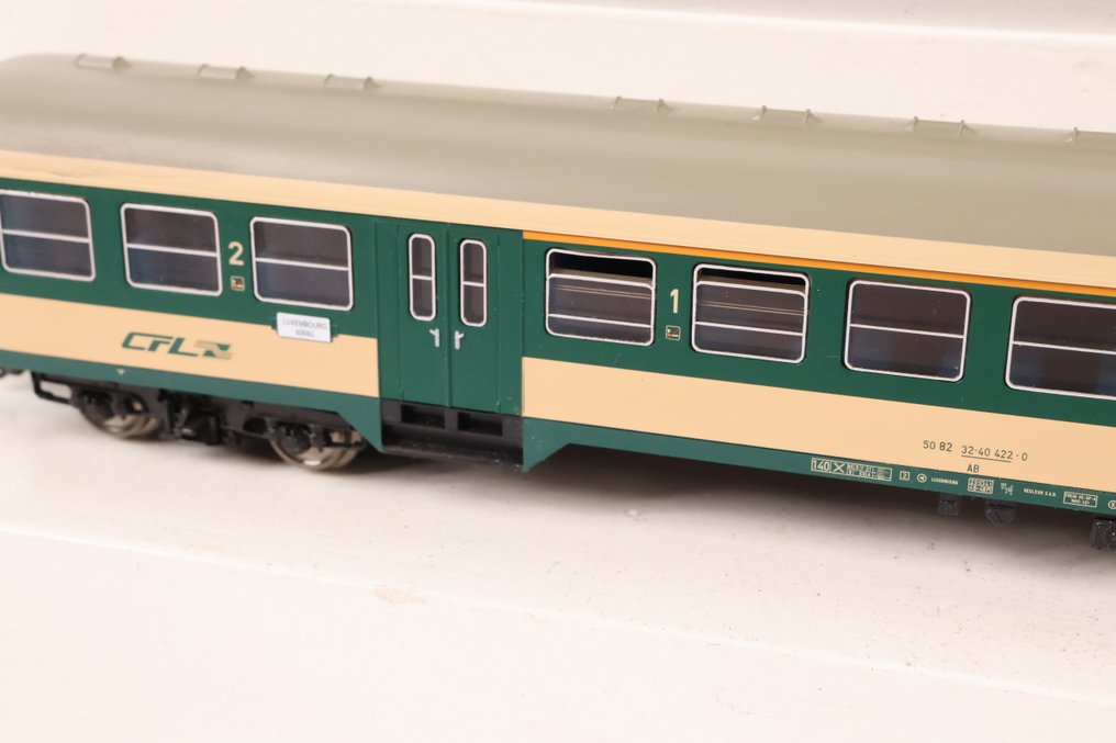 Roco H0轨 - 模型火车客运车厢 (3) - 三节客车 - CFL #4.3