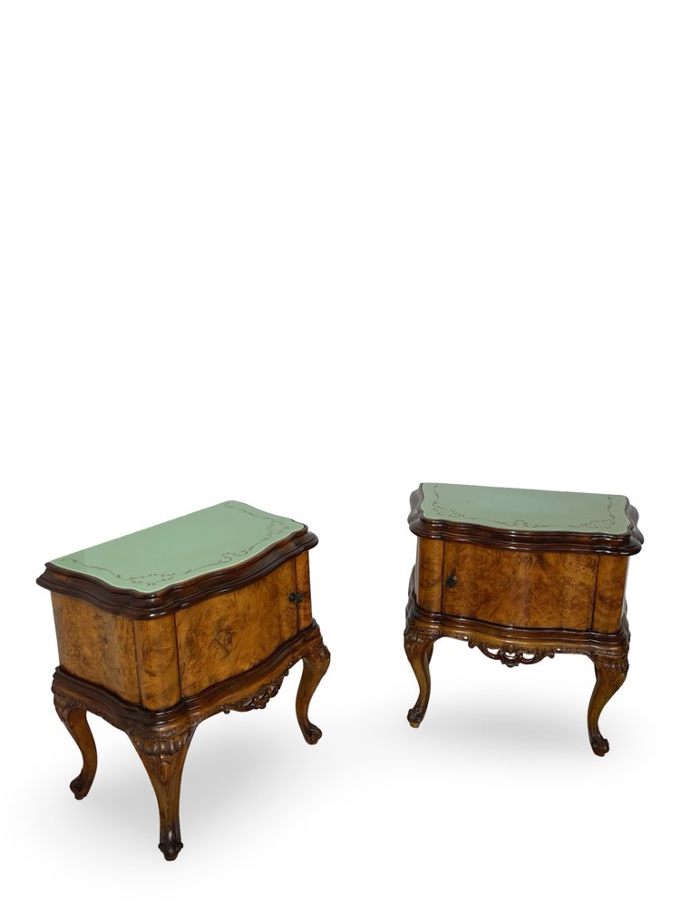 Nattbord (2) - Valnøtt, Glass, Messing, Burr valnøtt #1.0