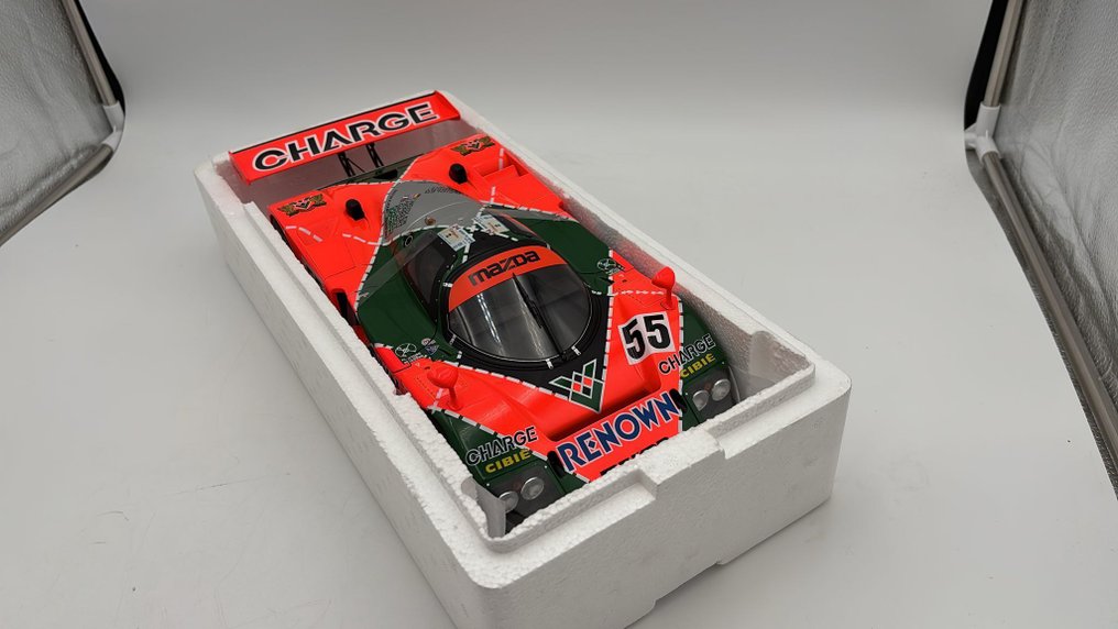 Werk83 1:12 - Machetă mașină - Mazda 787B LeMans 1991 Weidler, Herbert, Gachot - (cod.B50) #1.0