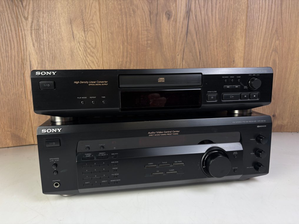 Sony - STR-DE135 接收器 + CDP-XE220 CD 播放器 立體聲喇叭組 #1.0