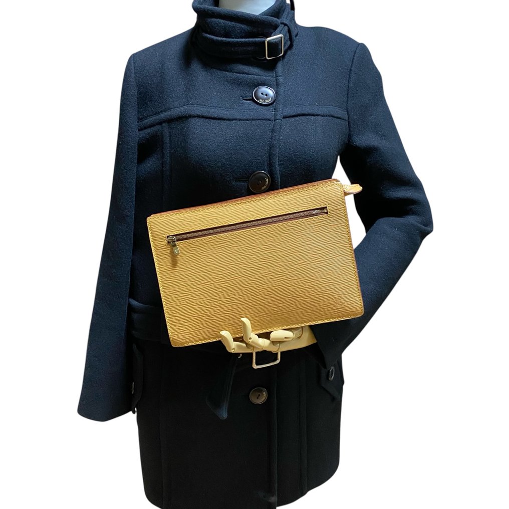 Louis Vuitton - 手抓包 #1.0