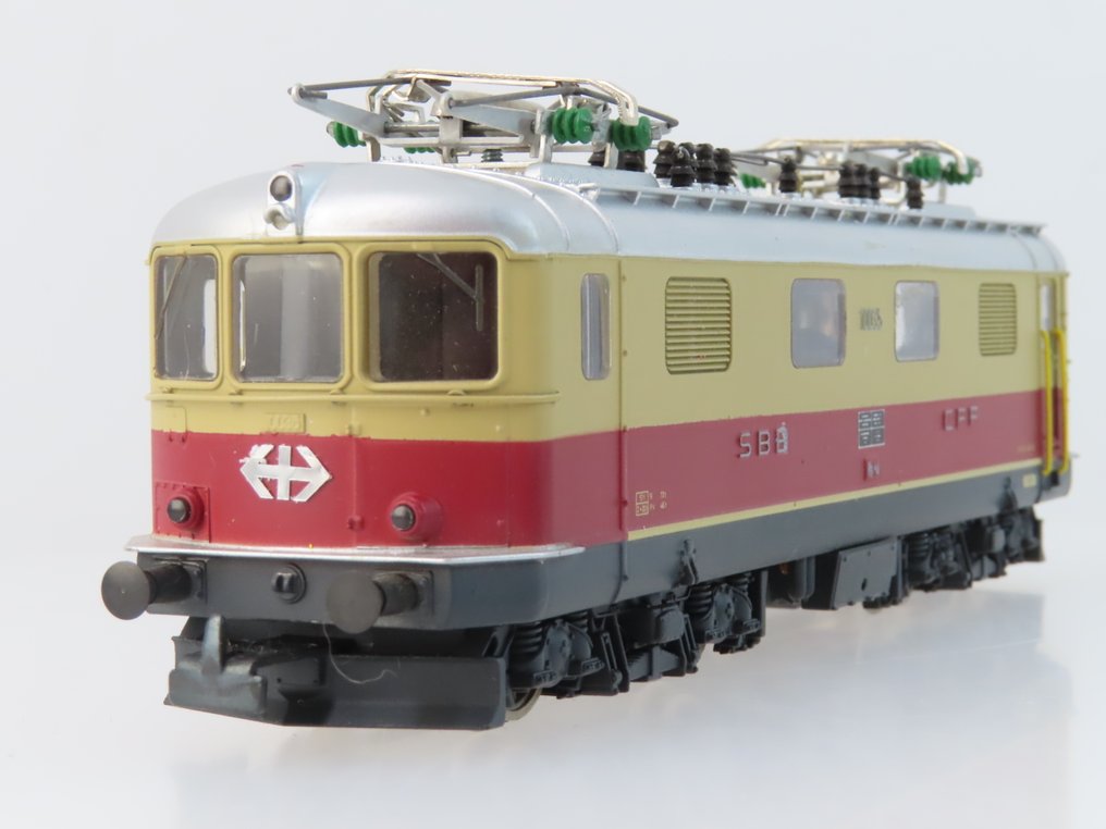 HAG H0轨 - 230 - 电力机车 (1) - 关于 4/4 在 TEE 颜色中的情况 - SBB #1.0