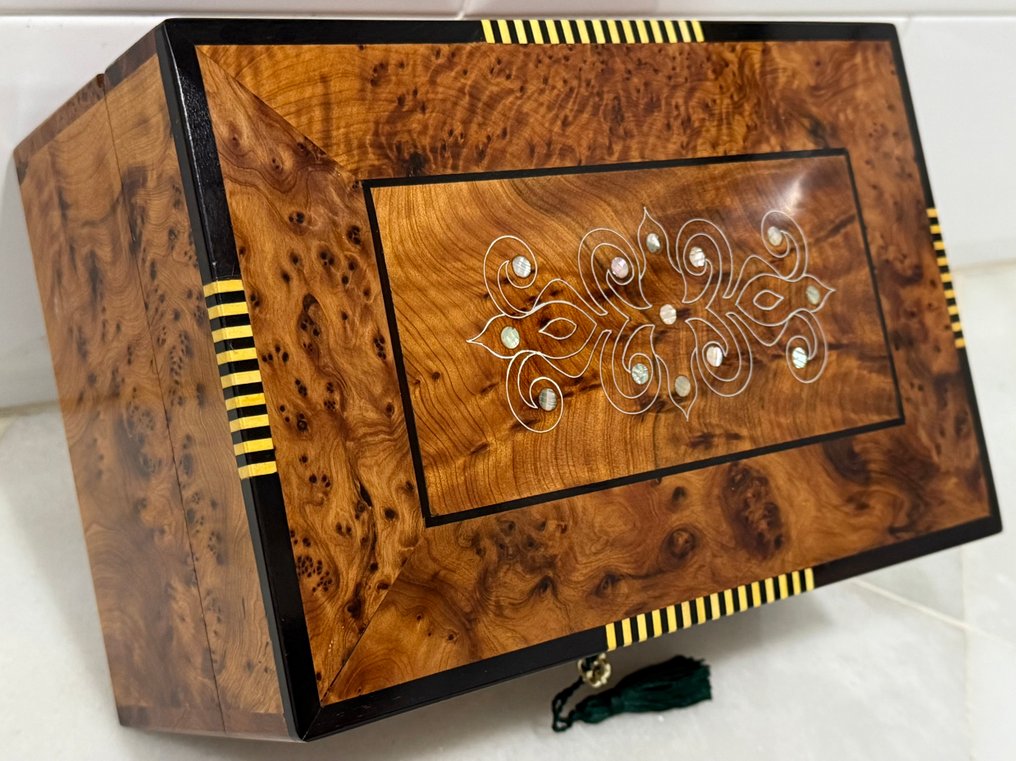 Caja - Palisandro, Tuya, Marquetería #3.2