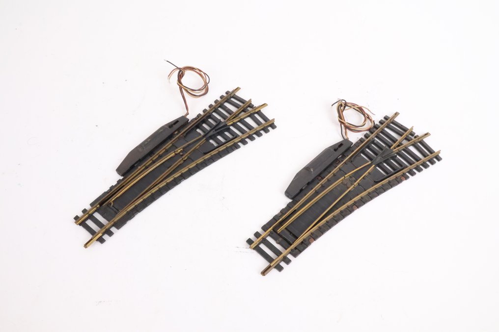 Fleischmann H0 - 6044 L / R - Modellvonat sínek (6) - Egyszeres váltók meghajtással #4.3