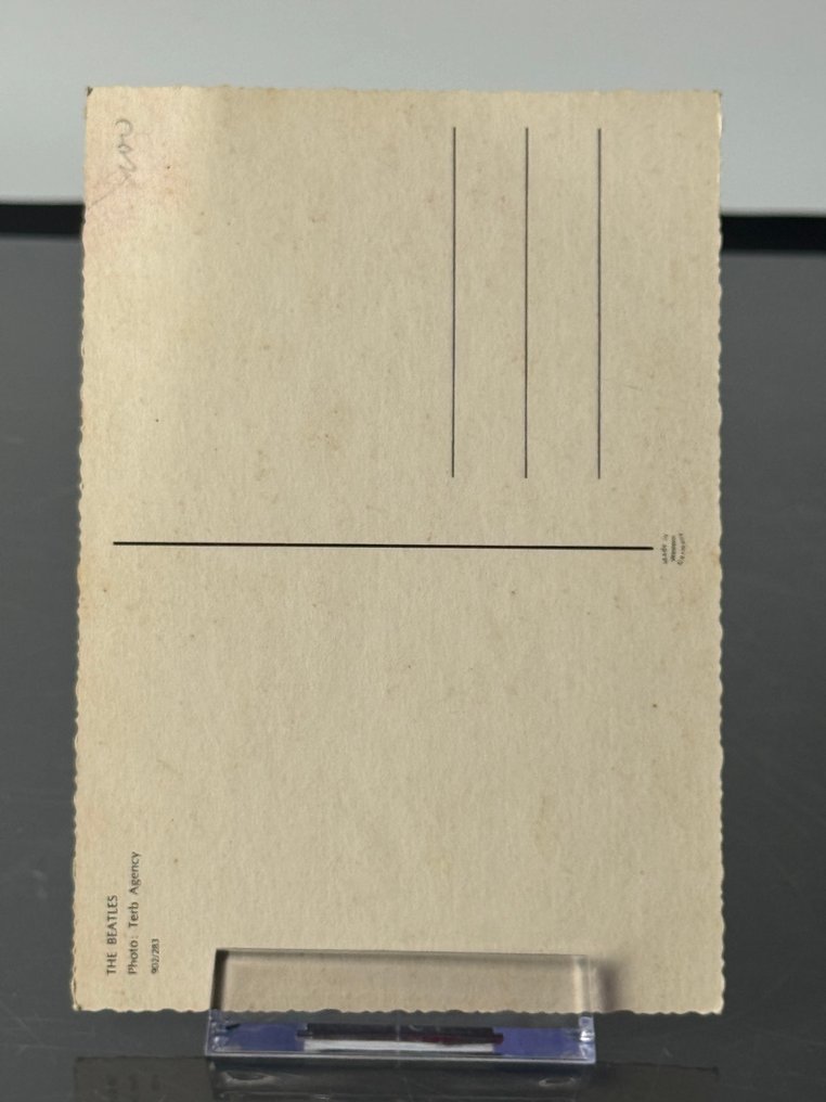 甲壳虫乐队 - 披头士狂热纪念品套装，包括密封人偶、明信片和长筒袜盒 #4.3