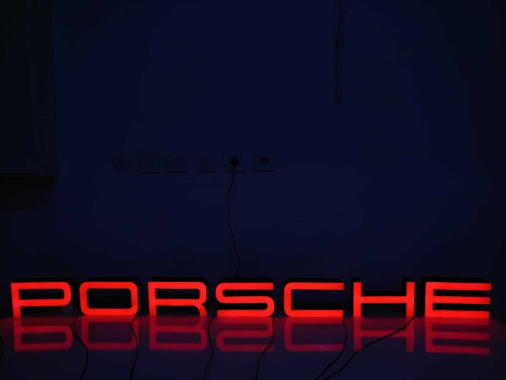 Insegna luminosa (7) - Metallo, Plexiglass #1.0