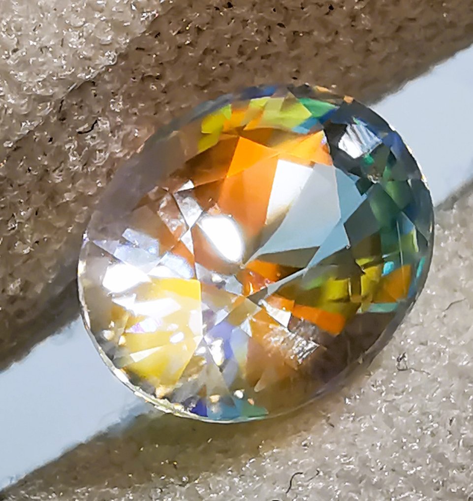 没有保留价 - 1 pcs  多色 月光石  - 1.86 ct - 西班牙宝石学院（IGE） - MOONSTONE/RAINBOW #1.0