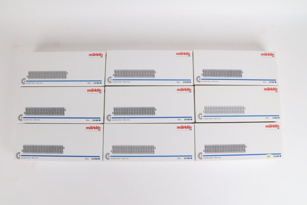 Märklin H0 - 24188 - Model train tracks (89) - Standard right C-rails 188.3 mm. #1.0