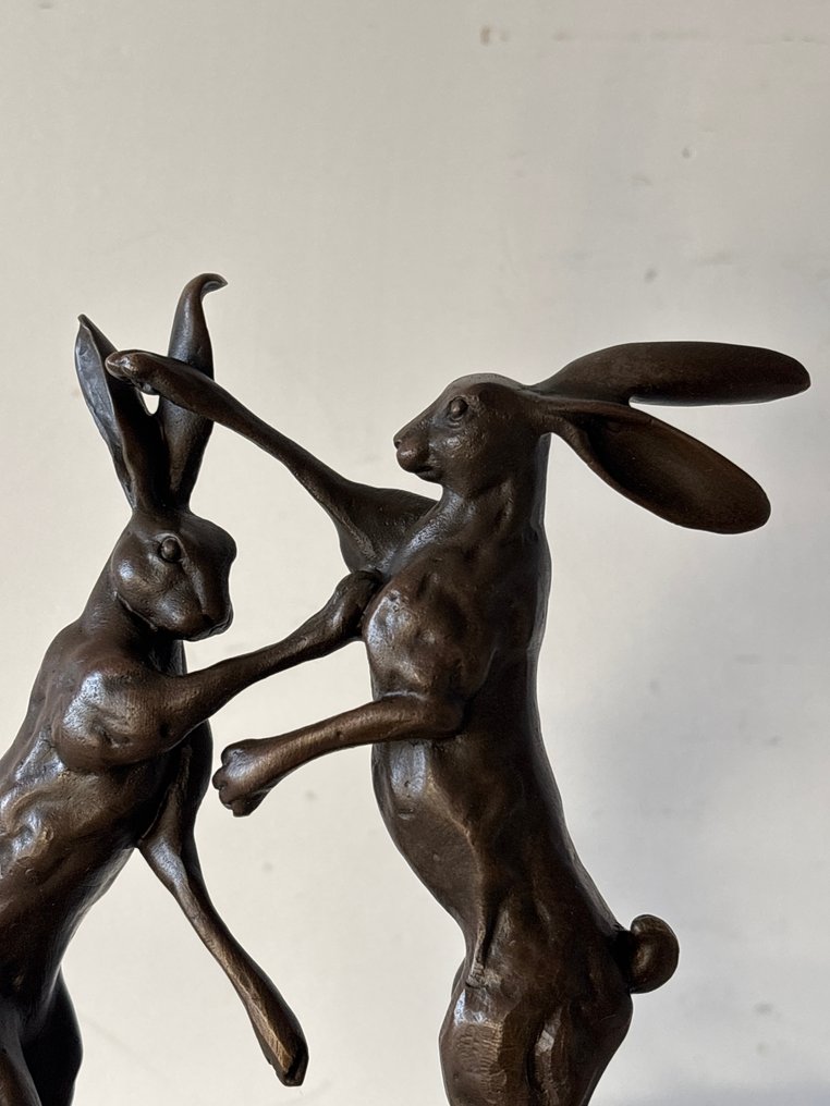 Statua, 2 Hazen die boxen - 24 cm - Bronzo #1.0