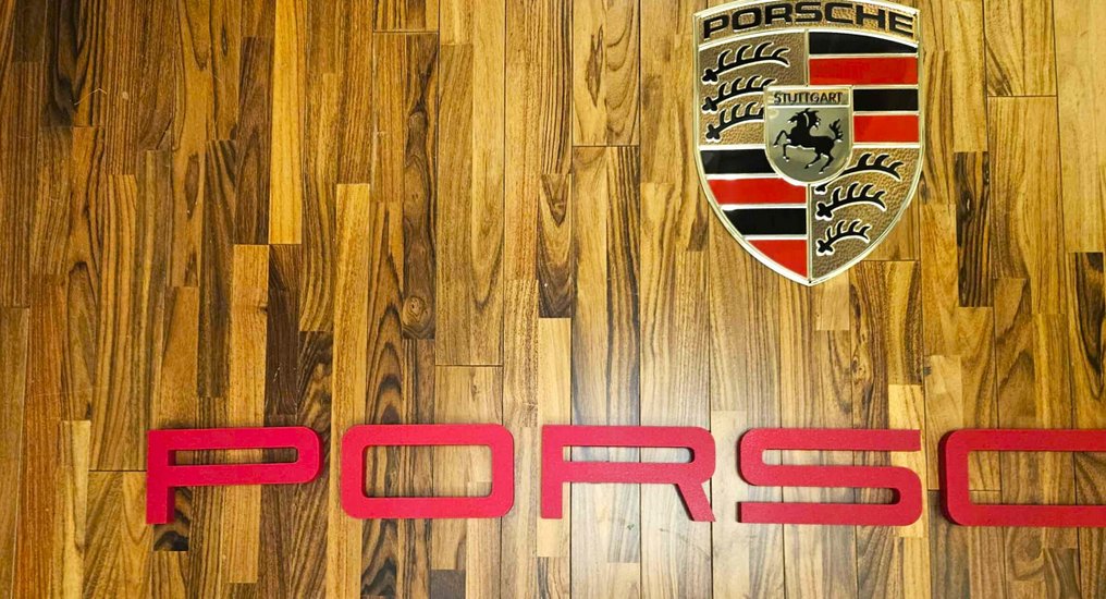 διακόσμηση τοίχου - RED 3D inscryption + Deep pressed logo 40/30cm - Porsche Fan Club - 170cm long #2.1