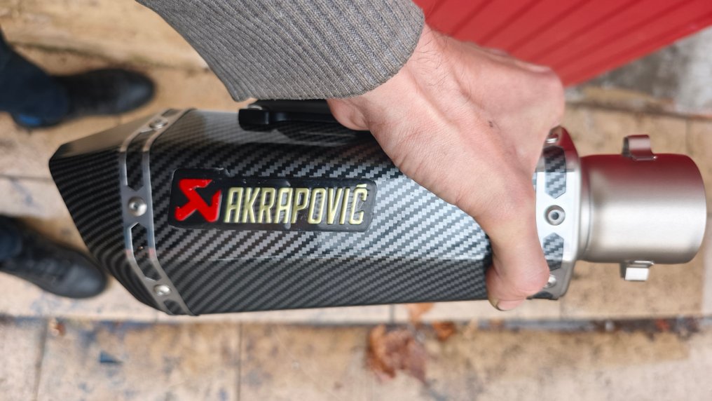 Auspuffrohr (3) - BMW - Silencieux BMW Akrapovic neuf 63 adaptateur 51 possibilité 76 avec accessoires #1.0