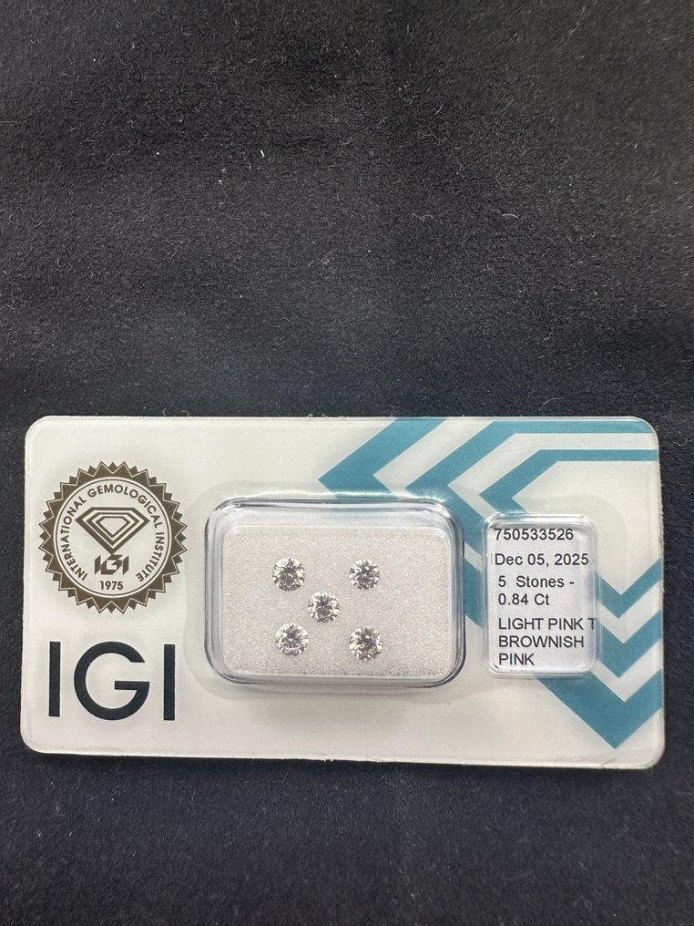 5 pcs 钻石 (天然色彩的) - 0.84 ct - 圆形 粉红色 - SI1 微内含一级 - 国际宝石研究院(IGI) #3.2