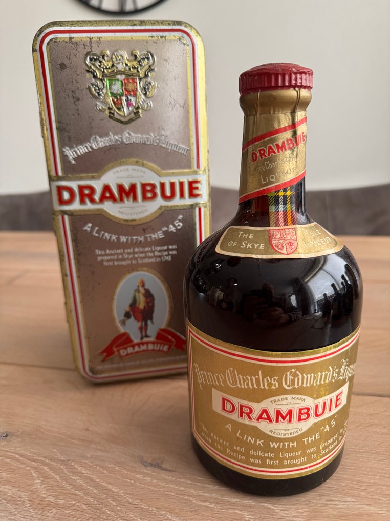Drambuie - Scottish Inventors Gift Tin  - b. 1970s - 70cl #1.0