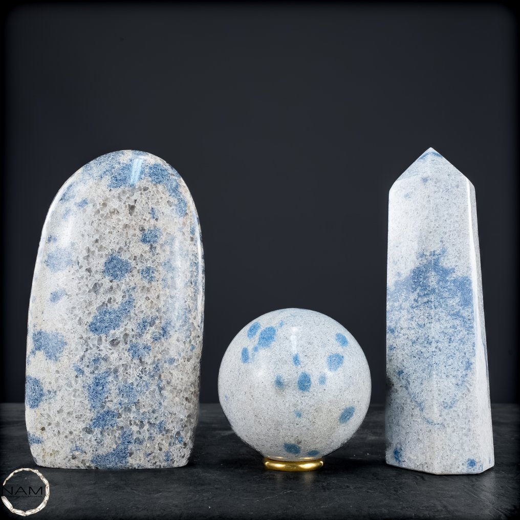 Ένα εντυπωσιακό τρίο από τις κορυφές του K2 – δυναμικό, σπάνιο και γεμάτο εσωτερική ηρεμία. Φυσικός K2- 1421.77 g - (3) #1.0