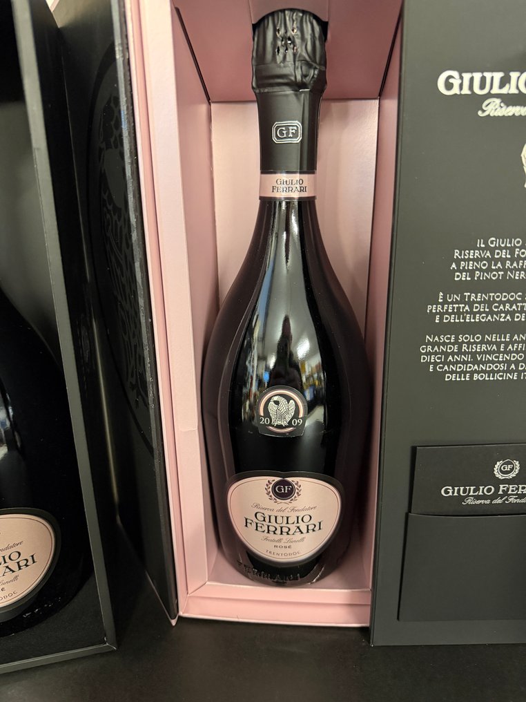 Giulio Ferrari, Riserva del Fondatore Rosé 2009, 2010, 2012 - Trento Rosé, Extra Brut - 3 Pullot (0.7 L) #2.1