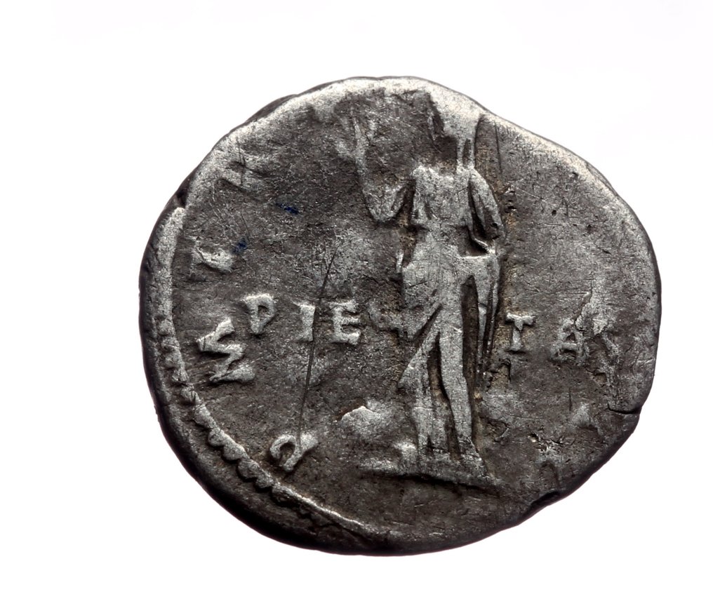 罗马帝国. 哈德良 （公元117-138）. Denarius With Pietas  (没有保留价) #1.0