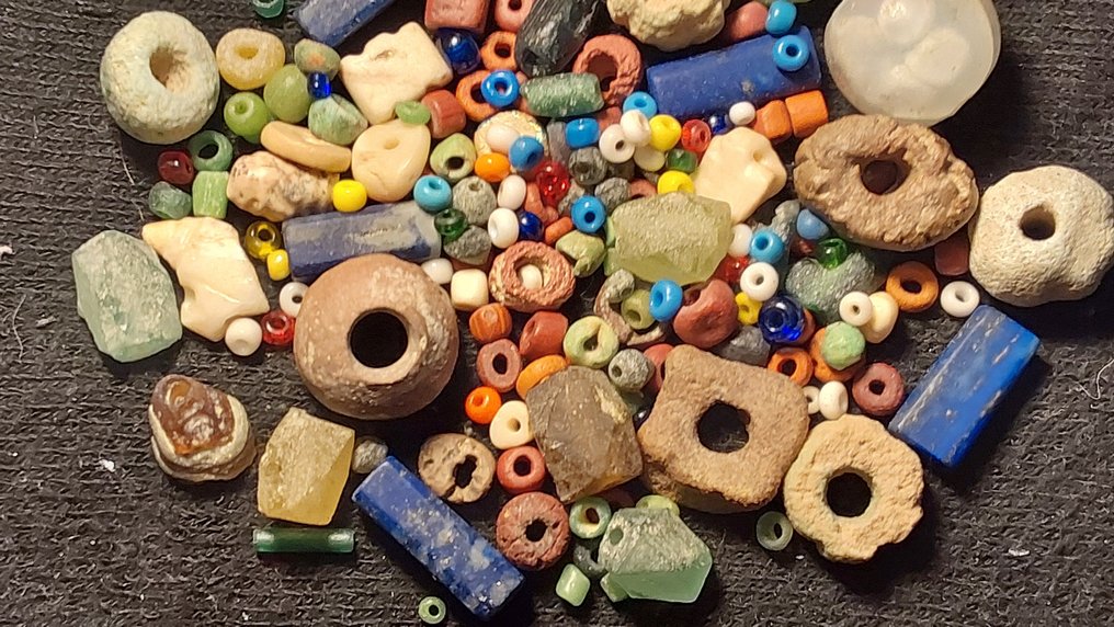 古埃及到罗马 玻璃 超过一百颗古老的珠子  (沒有保留價) #1.0