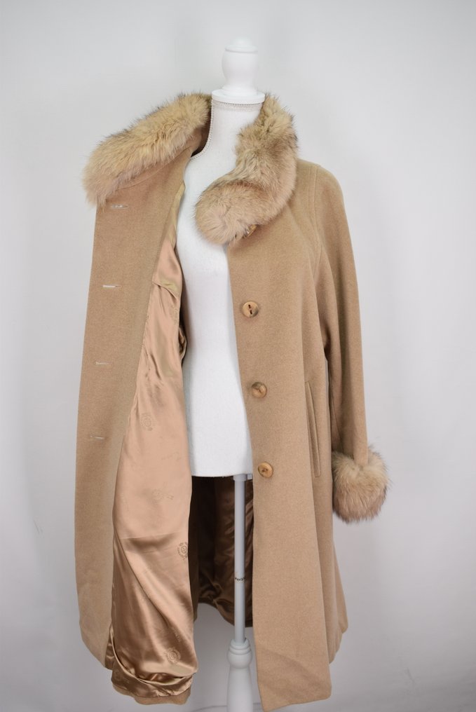 Other brand, Antonette Lambswool & Angora With Fox Fur Trimming - Παλτό #2.1