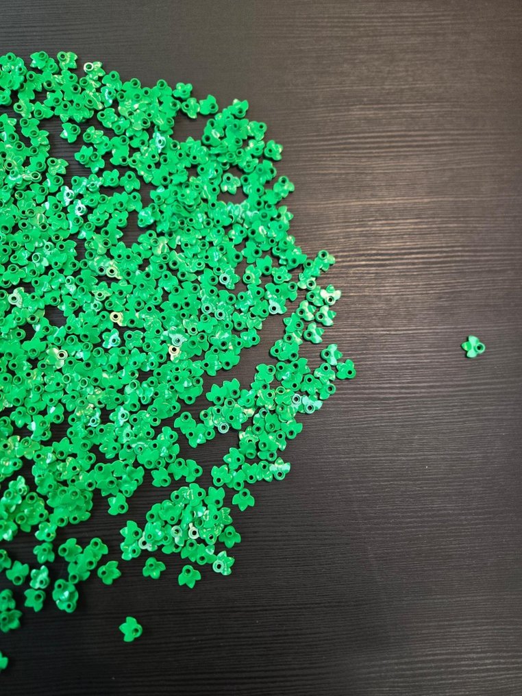 LEGO - 玩具 New Plant Plate Round 1 x 1 with 3 Layered Leaves Bright Green 1050pcs #4.3