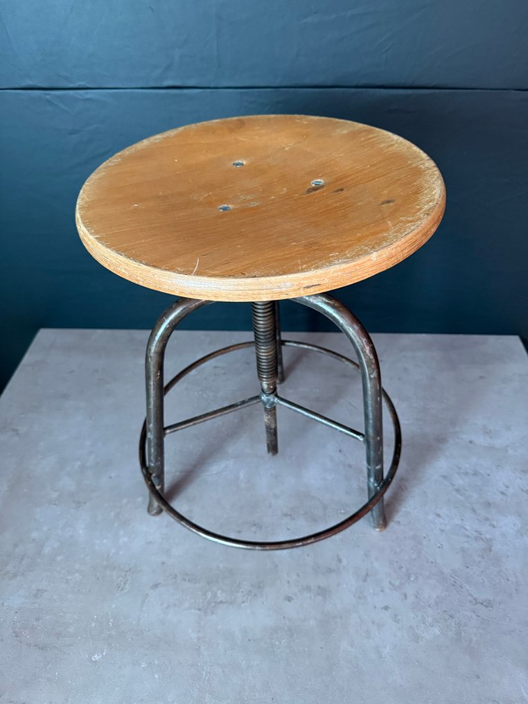 Broste Copenhagen - Σκαμνί - Oak, Χάλυβας - καρέκλα περιστρεφόμενη #1.0