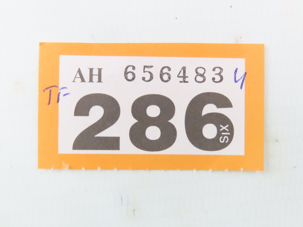 Kibri, Vollmer, Faller H0 - Model train buildings (6) - Ten buildings, mostly half-timbered, including a fire station and a liquor store. #1.0