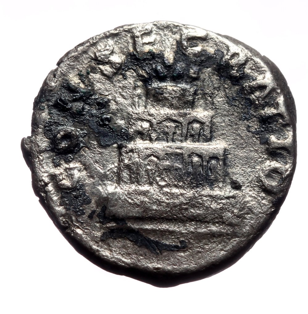 Empire romain. Antonin le Pieux (138-161 apr. J.-C.). Denarius  (Sans prix de réserve) #1.0