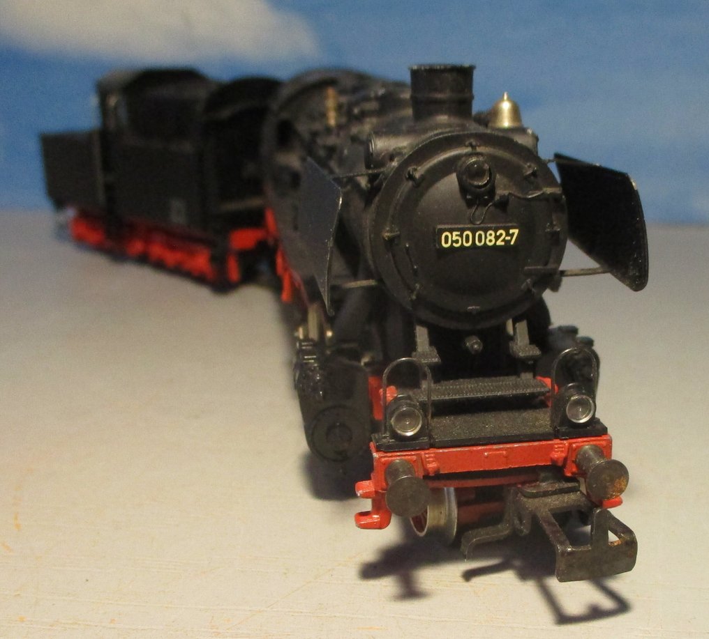 Märklin H0 - 3084 - Lokomotywa parowa z tendrem (1) - BR050 082-7 - DB #2.1