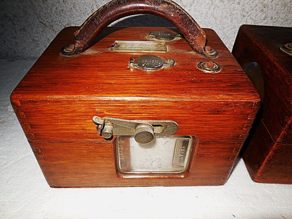 Taubenuhren  (3) - 木 - 1960-1970 - 测量设备/盲人钟 #3.2