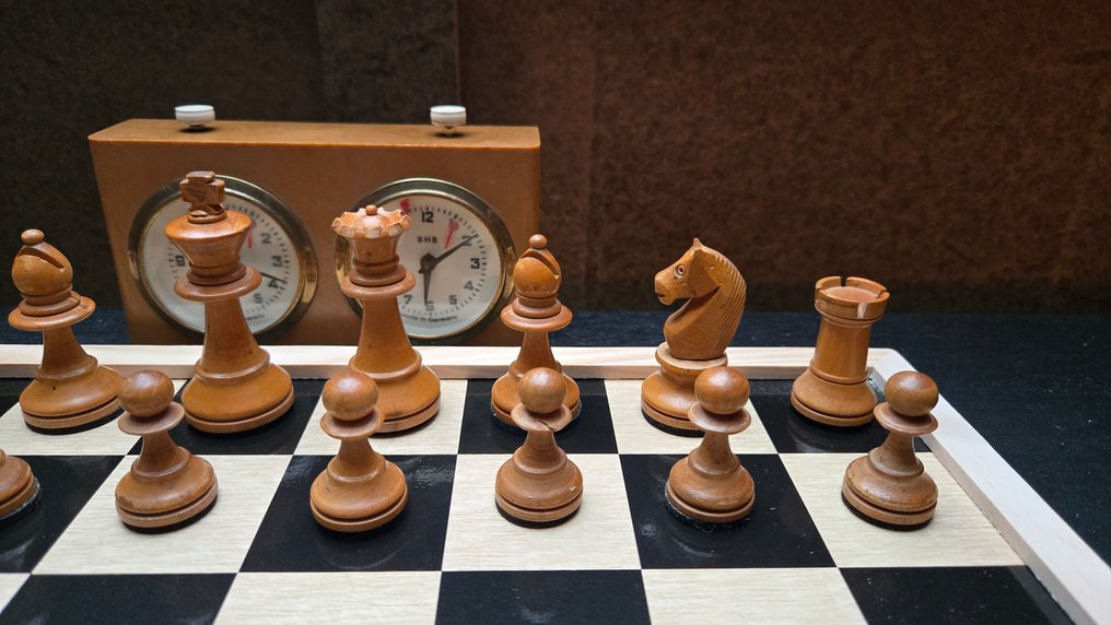 西洋棋套裝 - Staunton + BHB Schaakklok - 木 #3.2