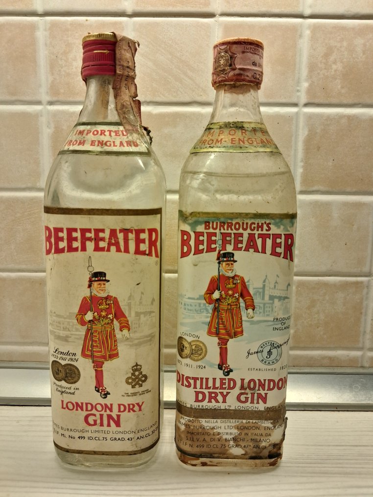 Burrough Beefeater - London dry gin  - b. 1960s, 1970s - 75cl - 2 bottles #1.0