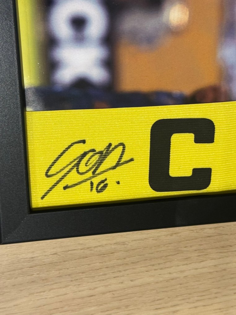 皇家马德里 - 西班牙足球联盟 - Gonzalo García - 装裱, 队长袖标  #2.1