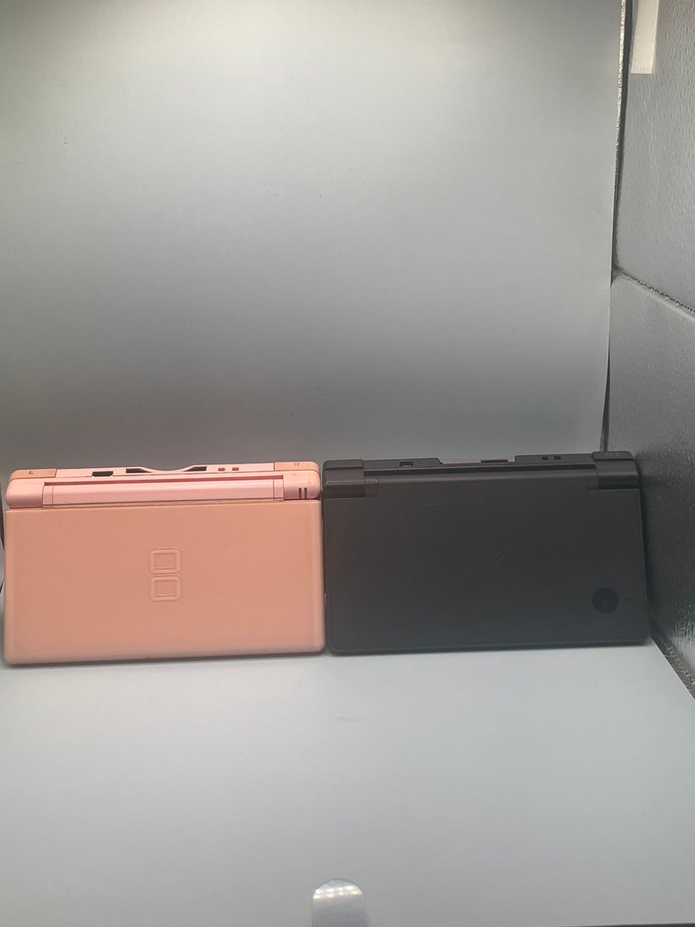 Nintendo - DS - pink and black - Video game console #3.2