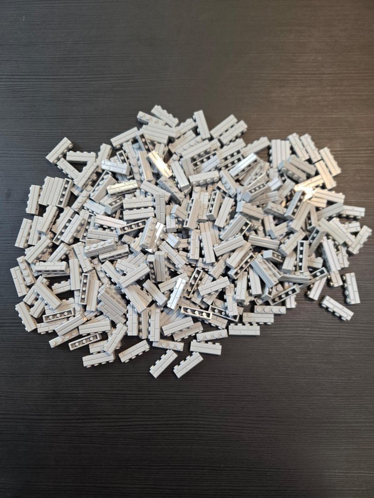 Lego - Spielzeug New Brick Modified 1 x 4 with Masonry Profile Light Bluish Gray 300pcs #1.0