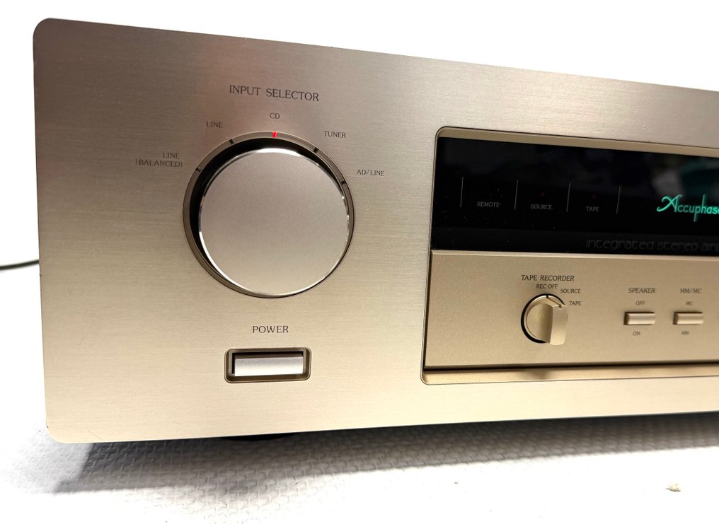 Accuphase - E-210 Ενσωματωμένος ενισχυτής στερεάς κατάστασης #2.1