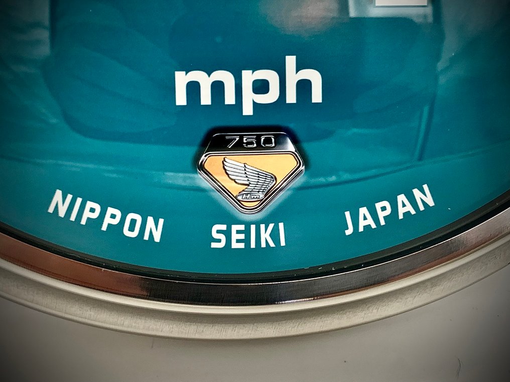Honda CB 750 – Ρολόι τοίχου σε στυλ ταχύμετρου – Χειροποίητη τέχνη μοτοσικλέτας – από την -  Vintage Μέταλλο, Γυαλί, Πλαστικό - 2010-2020 - Ρολόι τοίχου Honda CB750 #3.2