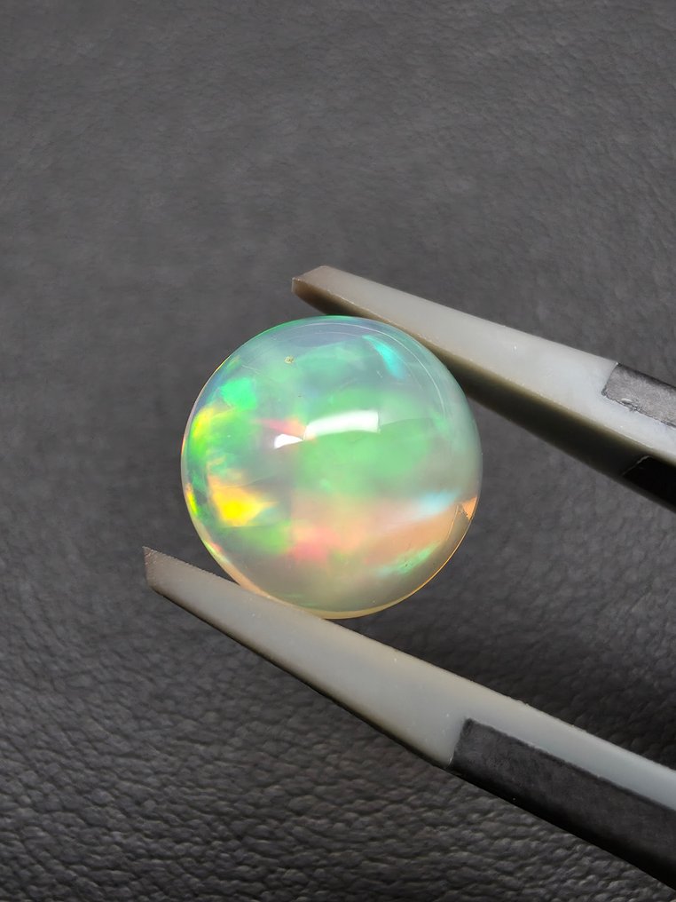 2,63 ct natürlicher weißer Opal Cabochon - Höhe: 10 mm - Breite: 9.8 mm- 0.53 g #3.2
