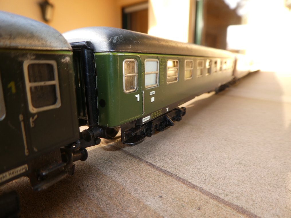 Märklin H0 - 4023/4024/4027 - Modellbahn-Personenwagen (5) - 5 D-Zug-Wagen - DB #2.1