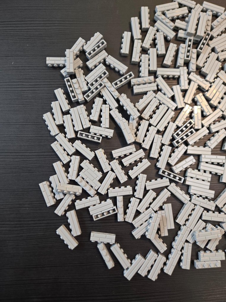 Lego - Spielzeug New Brick Modified 1 x 4 with Masonry Profile Light Bluish Gray 300pcs #3.2