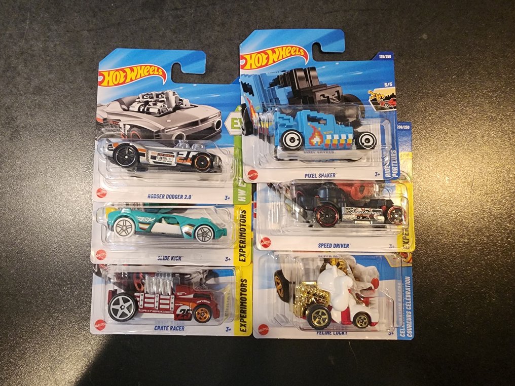 Hot Wheels 1:64 - Modelauto  (16) - 16 x different FANTASTiC models #2.1