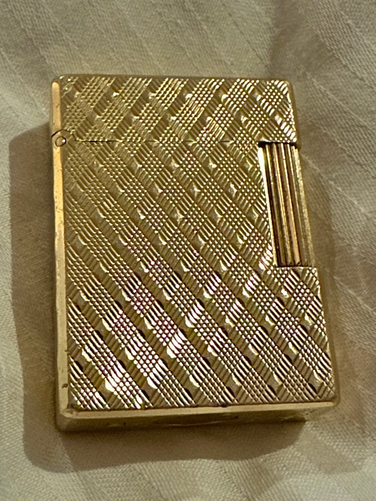 S.T. Dupont - Line 2 - Senza prezzo di riserva - Accendino - Placcato oro, Taglio del diamante #2.1