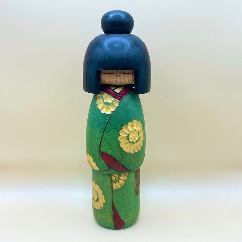 复古木偶“Grace”由高水一雄手工雕刻的花卉和服——获奖艺术家 - 木 - 日本 - 昭和年代(1926-1989) #1.0