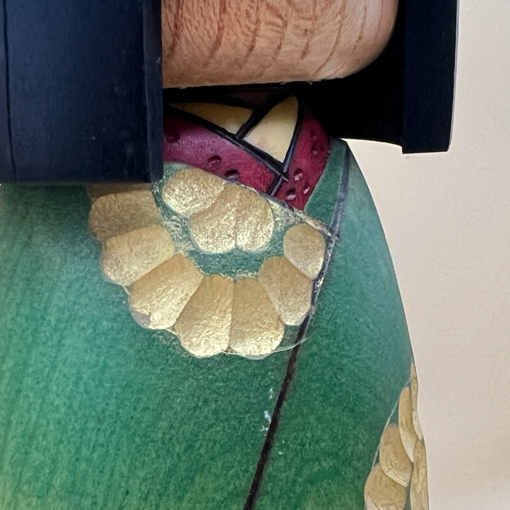 复古木偶“Grace”由高水一雄手工雕刻的花卉和服——获奖艺术家 - 木 - 日本 - 昭和年代(1926-1989) #2.1