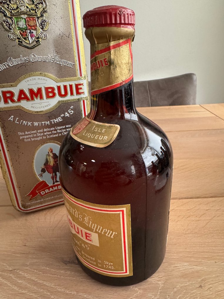 Drambuie - Scottish Inventors Gift Tin  - b. 1970s - 70cl #2.1