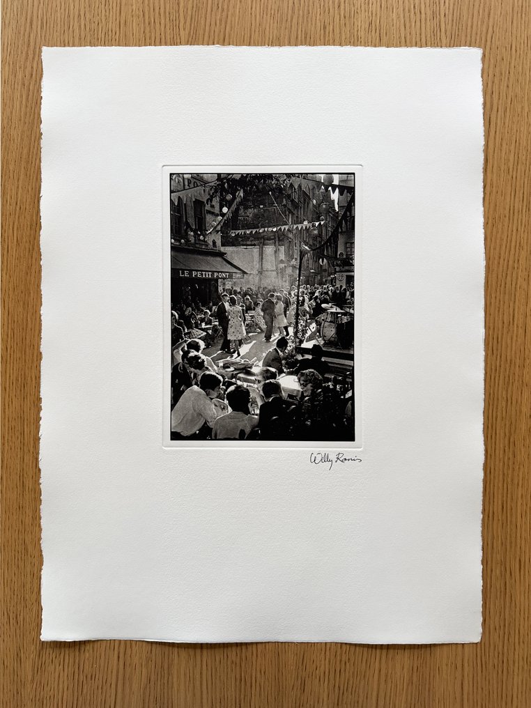Willy Ronis (1910–2009) - Bal du 14 juillet, Paris, 1961 #3.2