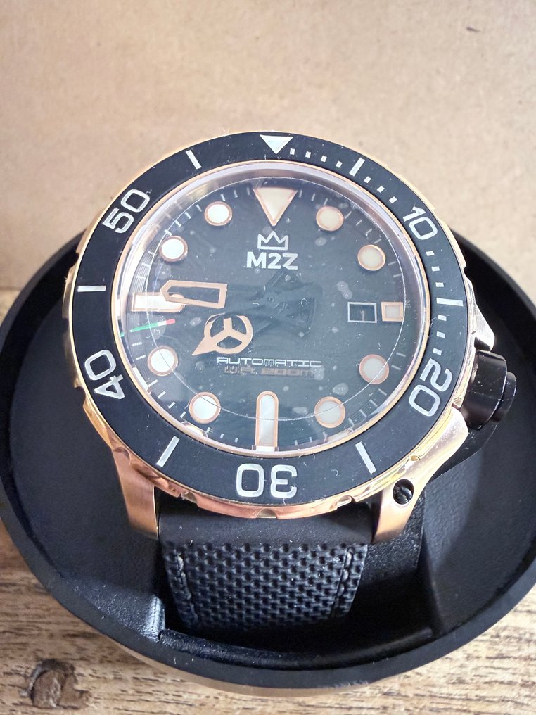 M2Z - M2Z-200-008 - Ingen mindstepris - M2Z-200-008 - Mænd - 2025 #1.0