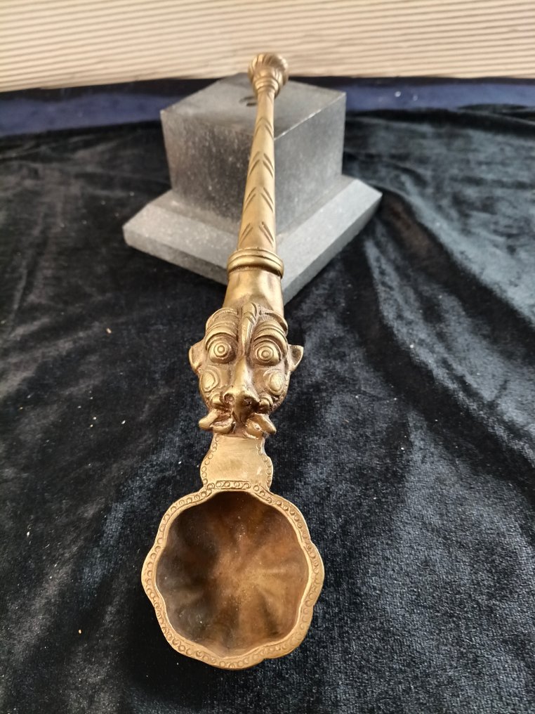 Uddharani - τελετουργικό κουτάλι - Μπρούντζος - Ινδία - Early 20th century #1.0