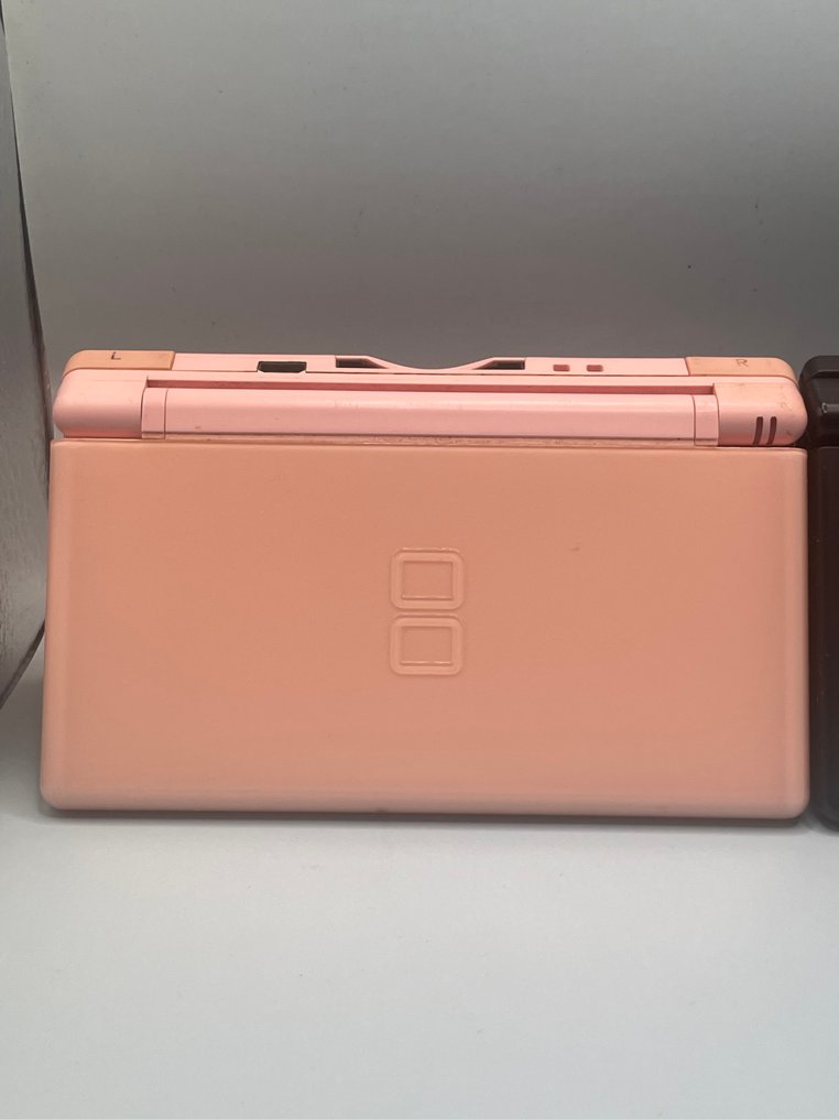 Nintendo - DS - pink and black - Video game console #2.1