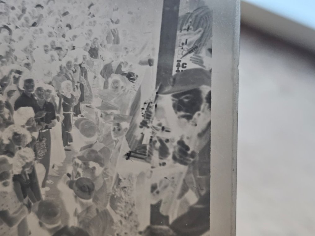 Alberto Korda (1928–2001) - Iconic Negative Kodak Fidel Castro speech Revolution Parade Cuban Commander, 1959 #4.3