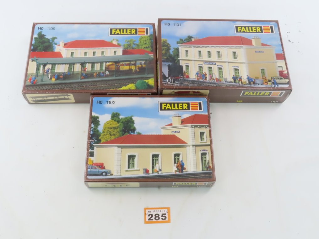 Faller H0 - 1101/1102/1109 - Kituri de construit machete tren (3) - 3 cutii de construcție de la Station St. Julien cu extensie laterală și parte de peron. #2.1