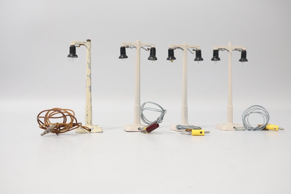 Märklin 00, H0 - 448/1-/448-2 - Modeltreinlandschap (4) - Vintage staatverlichting #1.0